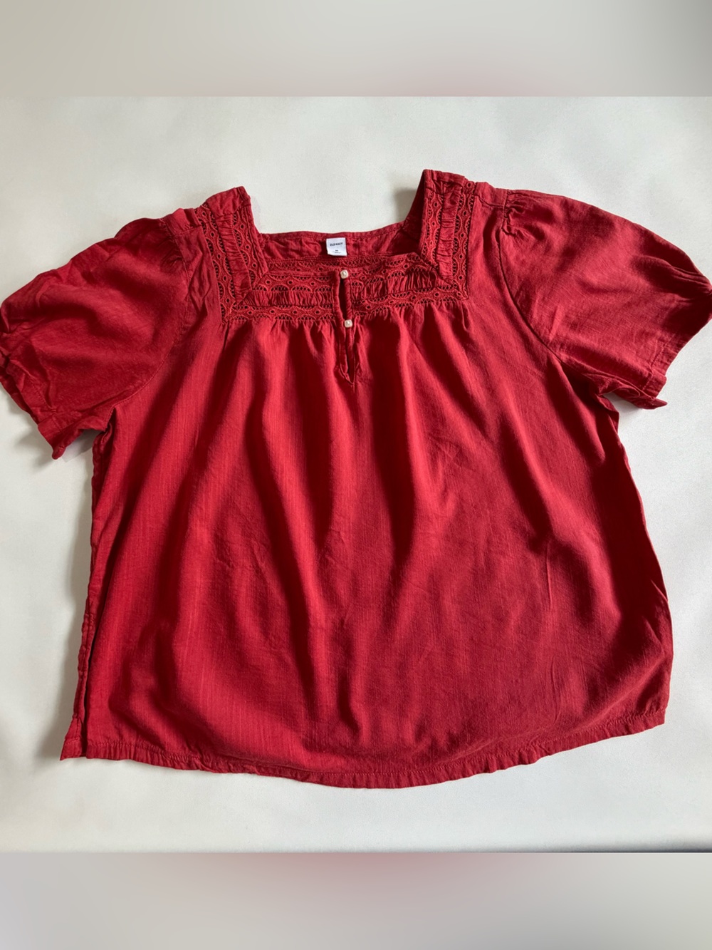 Old Navy Red Smocked Peasant Blouse Size M